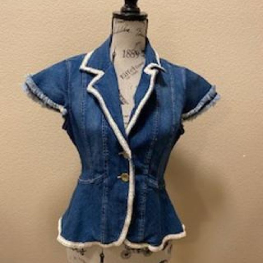 AMX BLUE DENIM IVORY CROCHET LACE TRIM JACKET S